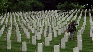 Memorial Day: More than 228,000 flags at Arlington National Cemetery