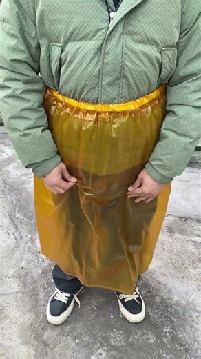 Title: Discover the Ultimate Snap Fastener - Waterproof Cowhide Apron