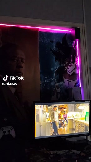 Super ! Voici un script de vidéo shopping pour Bande lumineuse LED RVB à changement de couleur alimentée par USB avec contrôle par application, lumière ambiante pour télévision, ordinateur, chambre à coucher et salon, lampe de nuit : --- ##[Scène 1 : Accroche]## Je suis accro à ces lumières TikTok ! ##[Scène 2 : Contenu principal]## Ces lumières RGB sont superbes et peuvent apporter énormément de cachet à n'importe quel espace #christmasdecorations #samsunggalaxy #cargadgets #diynailsathome #diy