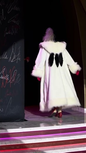 Wretched Runway: A Cruella Fashion Show is a unique interactive event on the Disney Destiny 🐾❤️