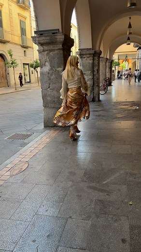 Model by Sorrentino Fernanda abbigliamento … nuovi arrivi | Anastasia Grimaldi