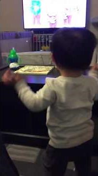 Mason dancing to squeak babyfirst tv