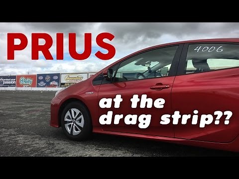Drag Racing a Prius???