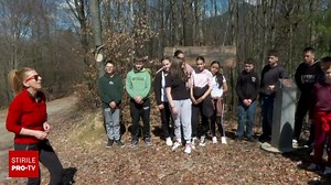 Proiect inedit pe Via Transilvanica. Elevii au construit căsuțe pentru păsări și bănci pentru turiștii aflați în drumeție