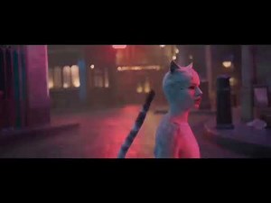 Cats 2019 Victoria The White Cat Meets Macavity.