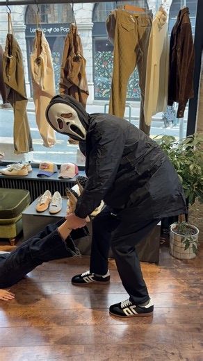 3K views · 18 reactions | Même Scream a besoin d’être relooké 﫣 Happy Halloween  @flotte.fr | POP AND SHOES | Facebook