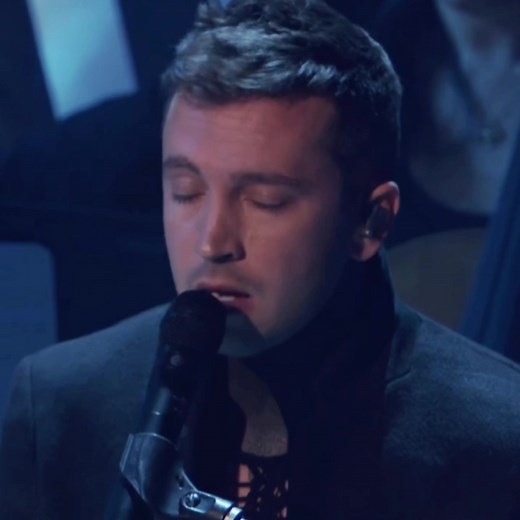 tyler joseph the man that you AREEEEE he looked so good last night i cant stop thinking about him in his little black coat #tylerjoseph #twentyonepilots #tylerjosephedit #twentyonepilotsedit #foryou #foryoupage #fyp #viral