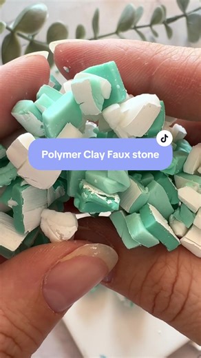 I knew as soon as we had Cernit translucent back in stock that I’d be creating some kind of faux stone make! Polymer Clay faux stone is always one of my favourites because I feel like it’s full of beautiful surprises. The combination of the chopped up bits together, the first log slice, the finished bake 😍 Do you love faux stone makes too? #polymerclay #cernitclay #fauxstone #polymerclaycreations #handmade
