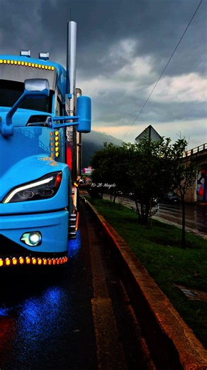 10-28-Mayolo ... #trailerosmexicanos🇲🇽💯😎 #la57esmipasion🚛🛣 #trailerosdecorazon #trailerosmexicanos🇲🇽💯😎 #traileros_de_la_57 @Trucks de Toluca