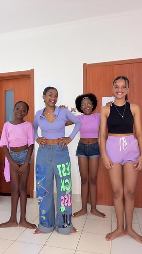 Dança do TikTok com Sara Cuca e Delma Silva