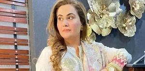 Actress Nargis allegedly assaulted by cop husband