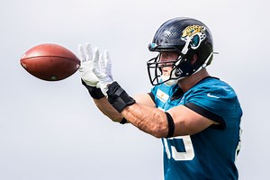Tim Tebow Catches A Touchdown Pass From Trevor Lawrence At Jaguars Practice Proving Anything Is Indeed Possible