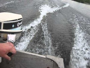 1982 Chrysler 7.5hp outboard motor