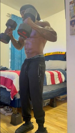 CT Fletcher “ Command you to grow “💪🏾💪🏾 #biceps #armday #exercise #fit #ripped #muscle #gym