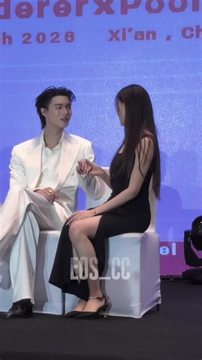 论bgm的重要性，其实再多对视两秒我就要忍不住笑开了。poohpavel这两位的帅脸，近距离看谁能不迷糊！ #ppoohkt