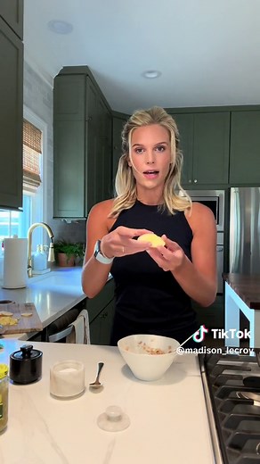 “Is this chicken or fish!?”