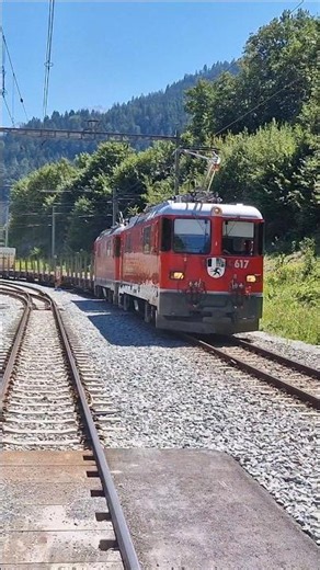 Güterzug der Rhb auf der Albulabahn, treno merci sull'Albula, Rhätische Bahn, freight train