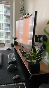 21K views · 360 reactions | Clean setup! ✨ @joshcodes_ | Minimal Desk Setups | Facebook