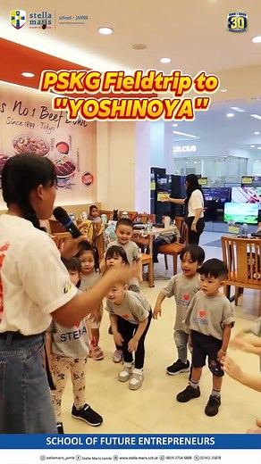 🍣 Preschool & Kindergarten Fieldtrip to Yoshinoya! 🍣 Anak-anak Preschool & Kindergarten Stella Maris School Jambi bersenang-senang dalam kegiatan fieldtrip ke Yoshinoya! 😄 Selain menikmati hidangan lezat, mereka belajar sosialisasi, kebersamaan, dan pengalaman baru di luar kelas. 🌟 Fieldtrip seperti ini membantu siswa/i mengembangkan kemandirian, membangun rasa percaya diri, dan belajar etika makan sambil bersenang-senang. 💛 Yuk, lihat keseruan mereka dan momen berharga selama fieldtrip ini