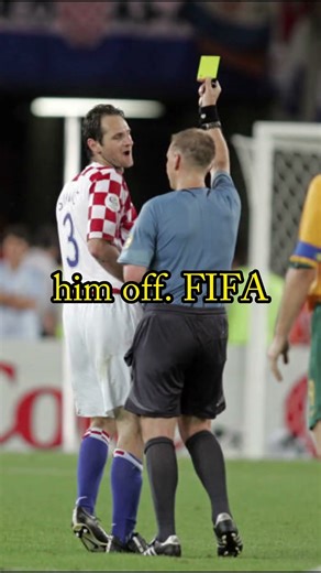 ⚽ The Ref Who Gave 3 Yellow Cards to One Player