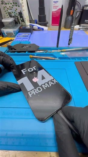 Apple iPhone 15 Max Screen repair 👨🏽‍🔧 #smartphone #iphonerepair #repair #repairstore #screen
