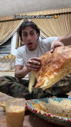 Suhoor Mukbang: What to Eat for Suhoor | Izzy Tube Food 2020