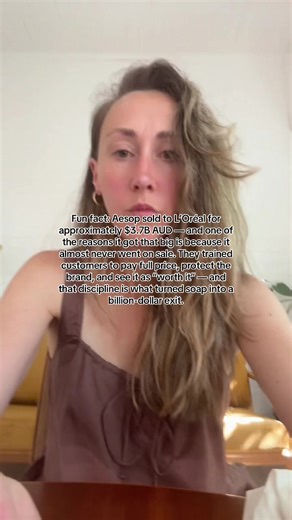 Price means nothing when you know how to communicate value. #ScaleYourBusiness #marketinghacks #marketinghelp #entrepreneurtips #brandfounder