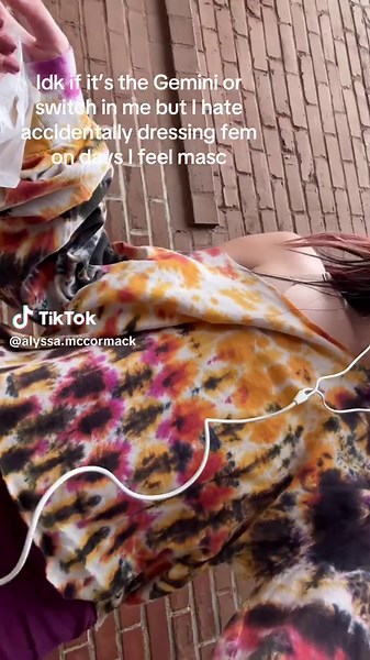 Navigating Gemini Identity: Fashion Dilemmas Explained