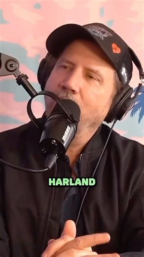 I don’t know if there is anyone who makes me laugh harder then @harlandwilliams ❤️. The places we go on this trip! Listen and take a ride, down the beautifully unpredictable Harland Highway! Is GloryHole face a new ICON? 👻#Scream | Jamie Kennedy