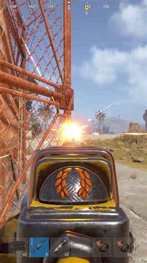 Fighting the Local 4 man #clans #rust #vanilla #rustgame #rustclips #gaming