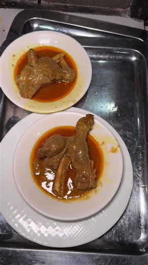 Murgh Musallam recipe Lahore style | Royal Mughal chicken with meway badam