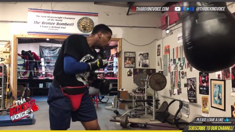 🔴 Deontay Wilder's sparring partner 😳 Craig Lewis on aqua bag for Tyson Fury camp 💪🏾