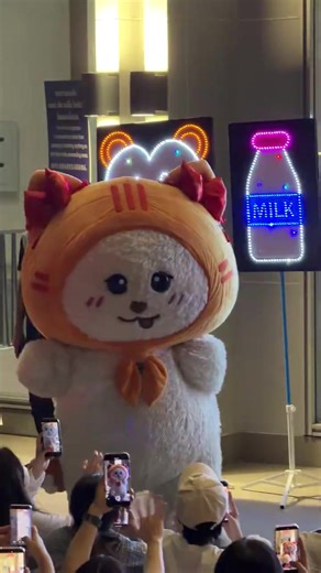 Ui được 2 cái nơ, xinh iu thế cr: fridaeno #Muvmuv | Mascotland - Nơi support mấy cháu nhà GMM