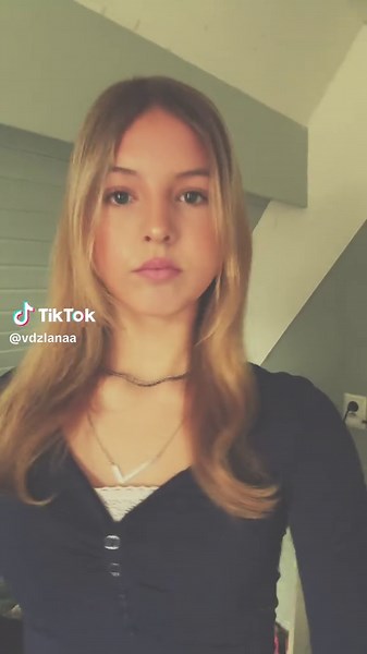 Understanding Needy Behavior in Relationships