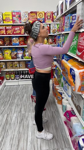 88K views · 711 reactions | Picking up girls is easy! | Leon & Lainey | Facebook