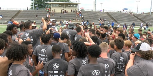 Luther Maddy brings youth football camp to Lynchburg for fifth straight year