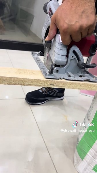 Sierra Circular ó Amoladora ⁉️🤔 | sierra