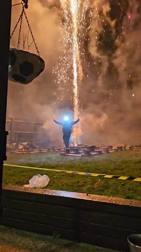 Darrell Deeprose 😂😂👌👌💙🔥🔥 | Lewis Collins