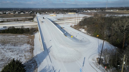 Here’s a look at the wintry conditions across Red Oak this Sunday following overnight snow and sleet. While wintry precipitation is expected to taper off today, roads remain slick and hazardous, especially bridges, overpasses, and untreated areas. Residual snow and ice will continue to impact travel into Monday as dangerously cold temperatures persist. ❄️Due to anticipated inclement weather, City offices will be closed tomorrow, Monday, January 26. 🚫 CWD will not be running trash service on Mon