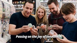 Sosation 150 Pcs 1.77 Inch Gumball Vending Machine Capsules Empty Round Plastic Containers for Prizes Party Favors (Stylish Color)