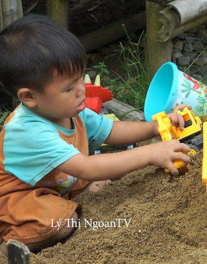 #Ep255 #singlemom #baby #cooking #sleepy | PK VINES 2.2