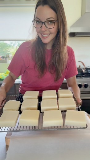 Fresh & Earthy Soap Recipe Cold Process | 42 oz Loaf Oil Blend: • Lard – 714g (60%) • Coconut Oil – 298g (25%) • Avocado Oil – 178g (15%) Lye Solution: • Distilled Water – 380g • Sodium Hydroxide (NaOH) – 152g Essential Oils: • Lemon – 10g • Tea Tree – 8g • Eucalyptus – 10g • Sandalwood – 8g Instructions: 1. Wear gloves goggles. 2. Mix lye into water. Cool to ~100–110°F. 3. Melt lard coconut, then add avocado oil — bring oil mixture to 100-110°F. 4. Blend oils lye to light trace (slightly thicke