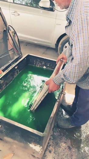 This is how you can clean your car radiator assembly simply and easily and solve car heating problem