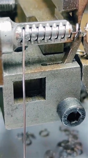 Understanding Jewelry Chain Fasteners: Types and Uses