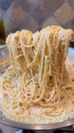 The BEST Caramelized Onion Pasta recipe 🔥🔥 #food #foodie #shorts