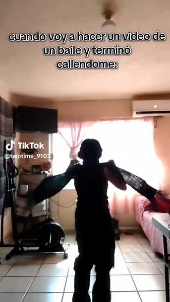 me quedo ahí sentada como pendeja derribada y terminó volviendo a intentarlo como la menos pendeja-#fyp #foryou #foryoupage #viral #xyzbca