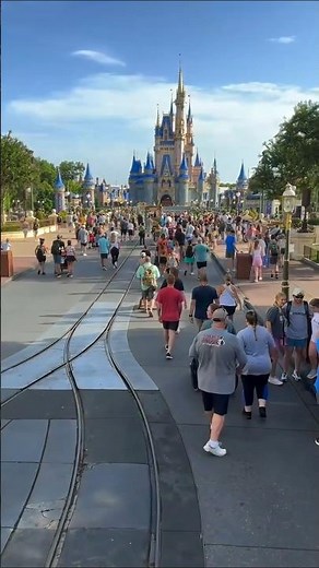 ✨ Walking Into the Magic! Crowd Vibes at Cinderella Castle in Magic Kingdom 🏰🌟!#shorts #travel #city