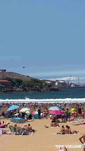 ATE CHUET on Instagram: "Oulaaaaaaa..... On en parle sur Youtube ? F18 en meeting en Espagne ce week-end... Source:https://x.com/OC_Scanner/status/1949724687615095189"