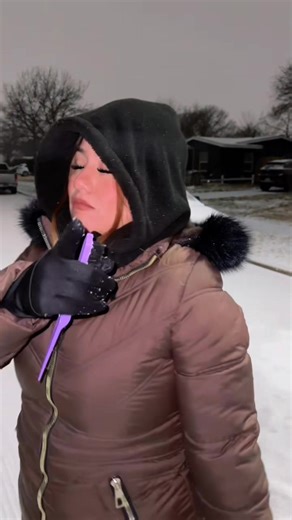 Cuando cae nieve/hielo en Dallas !! Automáticamente YO!! #dallas #snowdaydallas #rbdsalvame #parati #viralvideo