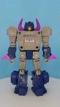 G1 Ultra Magnus Review-A-Mans #review #transformers